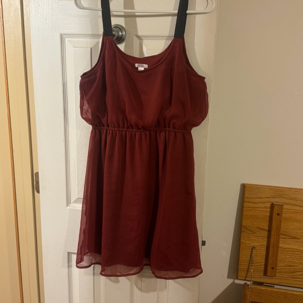 XHILARATION DRESS - Maroon/burgandy elastic high waist LARGE